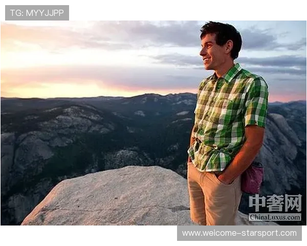 攀岩高手一只手登顶网友怀疑开挂