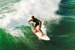 星空体育官网首页-“高新体育中心：全球顶级选手齐聚，竞技与激情并存”